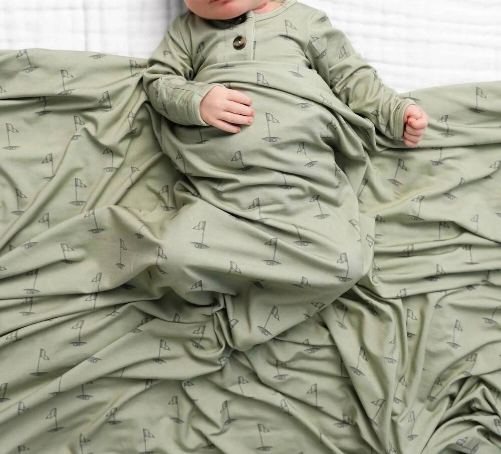 NEW LOU LOU & COMPANY baby cal top and bottoms set in green